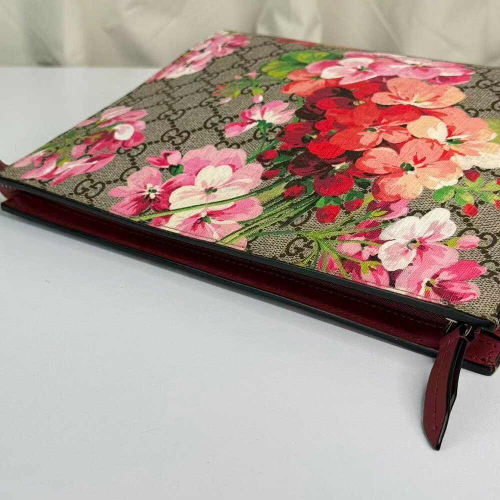 Gucci GG Logo Supreme Clutch With Flore Floral Design Handbag Elegant Modern - Picture 7 of 8